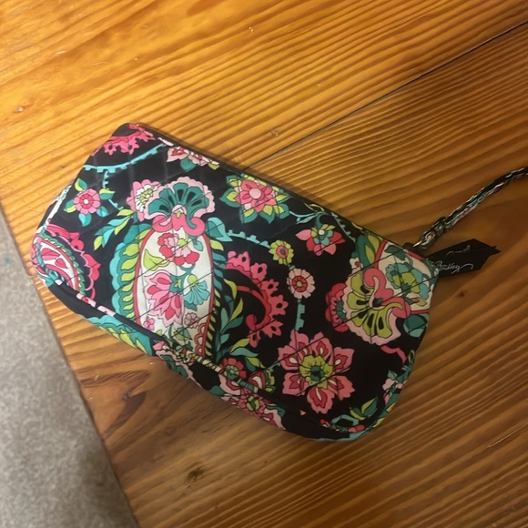 Vera Bradley Wristlet - Picture 2 of 4